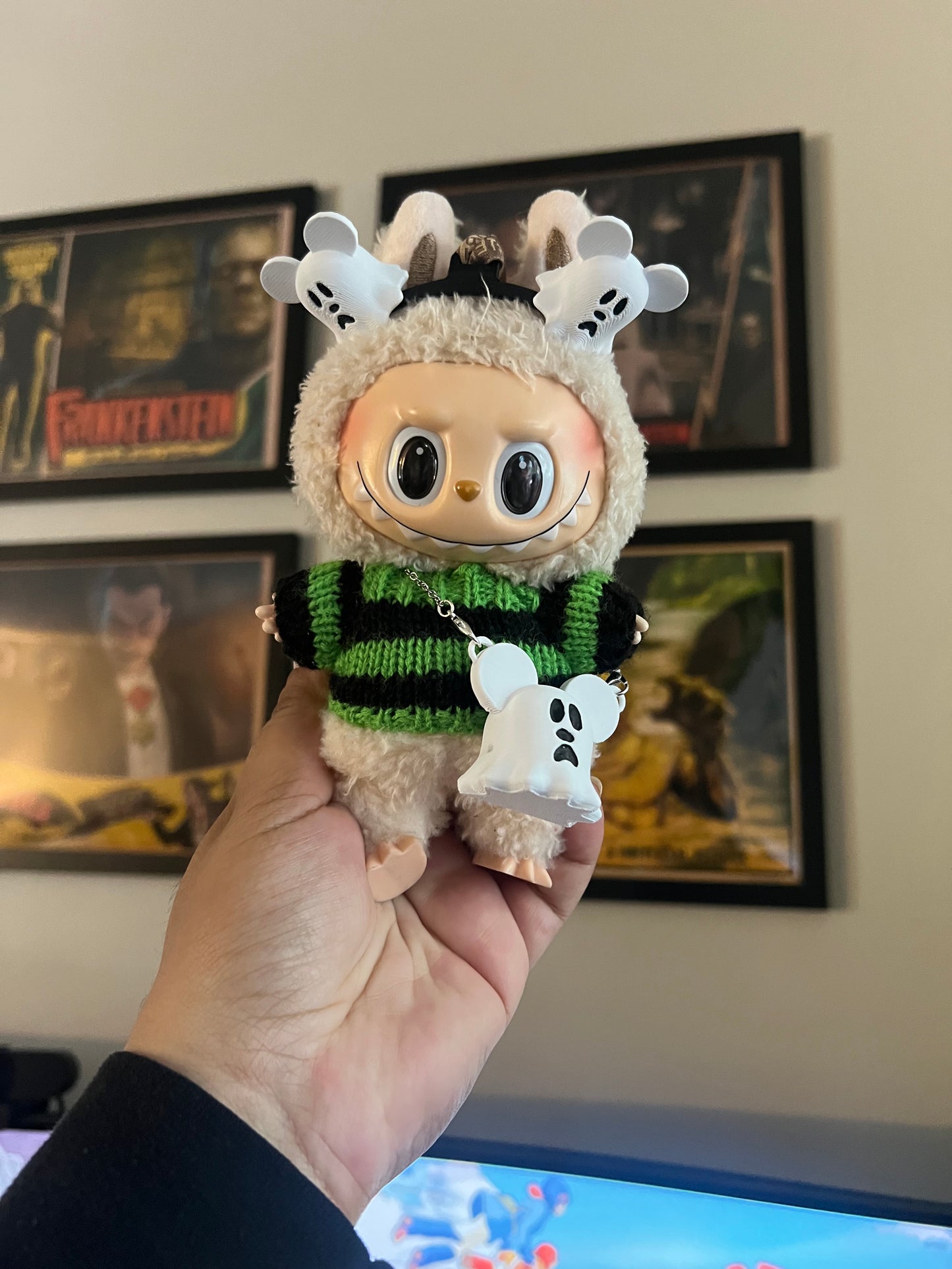 Labubu Disney Ghoul Kit