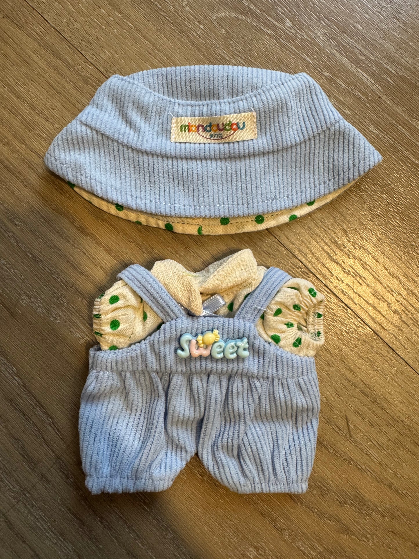Sweet Blues Outfit