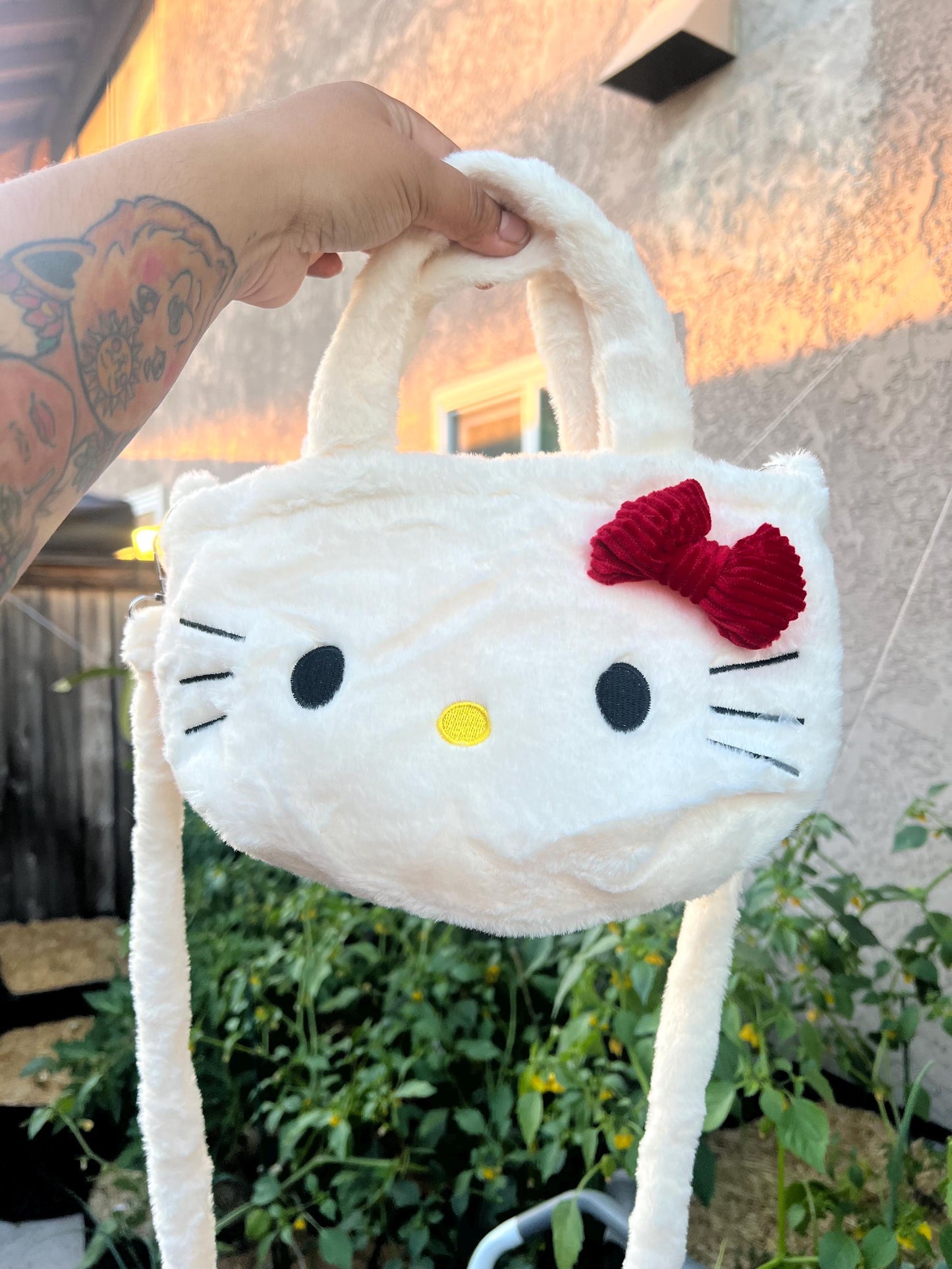Cute Sanrio Plush Crossbody/Handbag Melody Kuromi and Hello Kitty