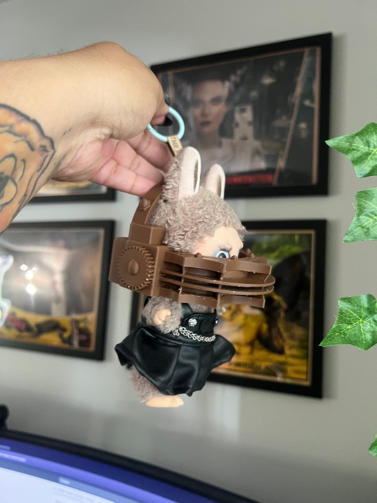 SAW Reverse Bear Trap Mask Acessory