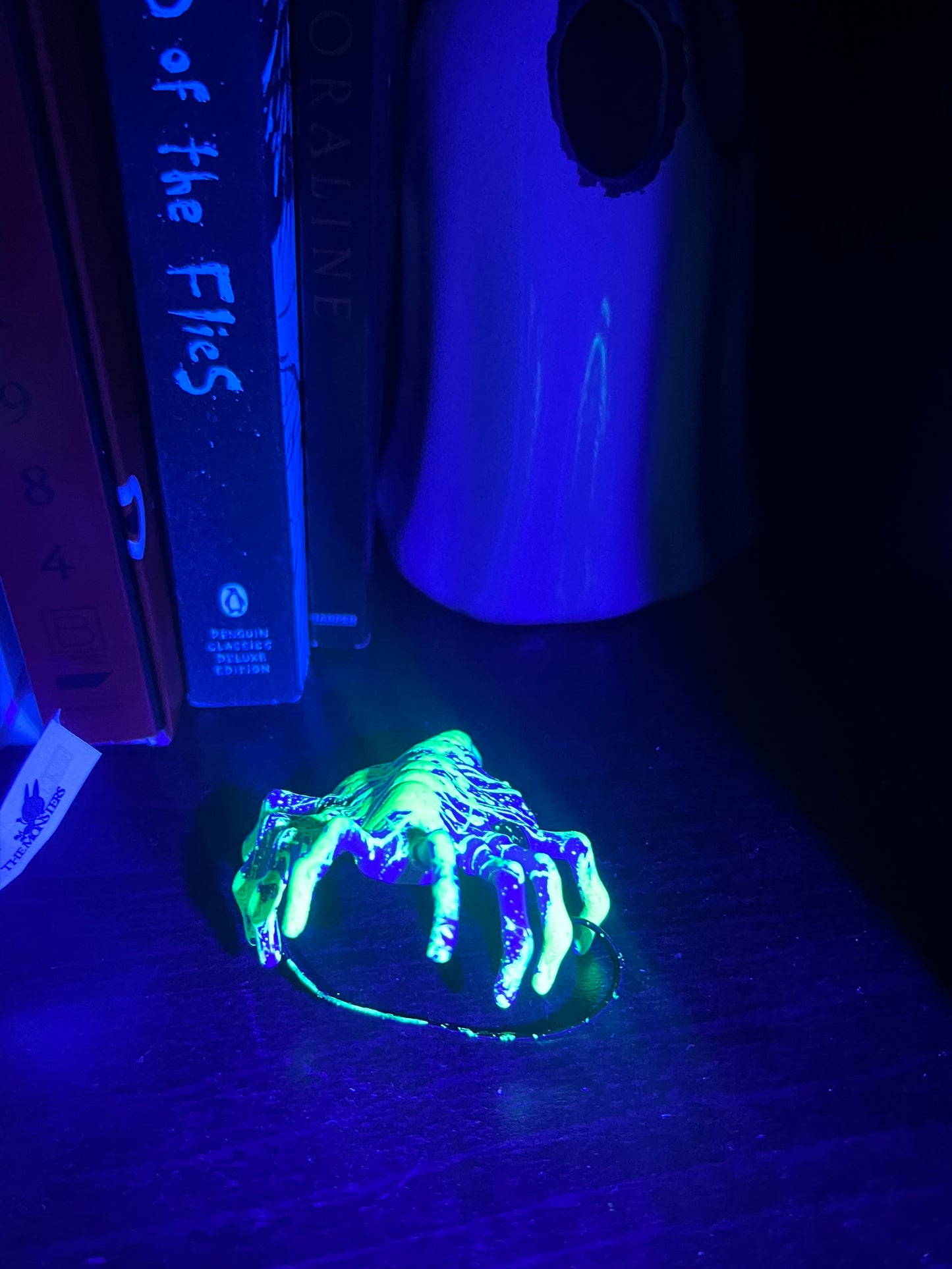 Labubu Pin for Love Baby Face Hugger